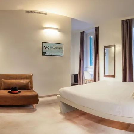 Navona 4*