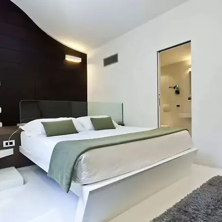Navona Guest house