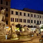 Navona