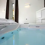 호텔 Navona 2*