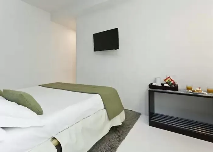 Hotel Navona 2*