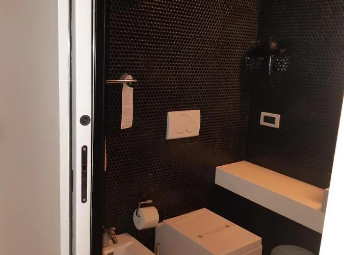 Ξενοδοχείο Navona 2*