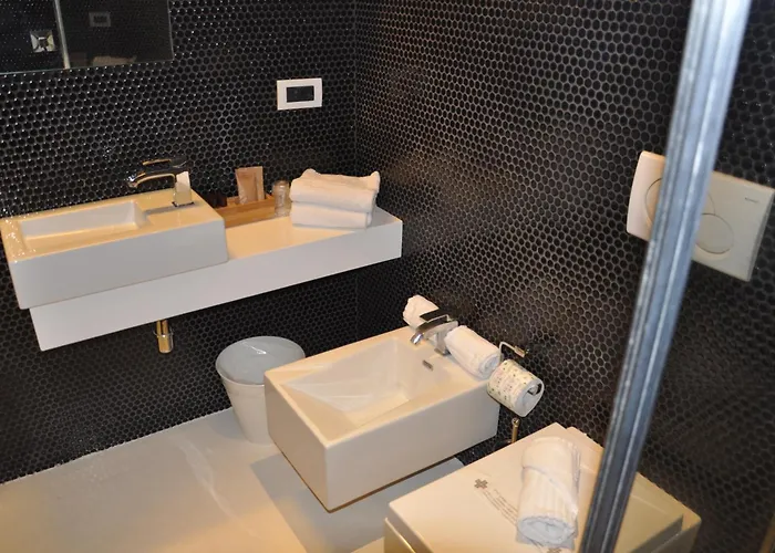 Ξενοδοχείο Navona 2*